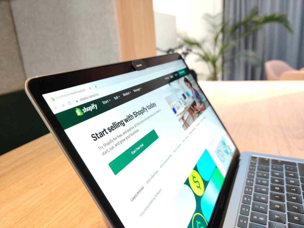 Surveys vs Quizzes: What’s the Difference in Ecommerce?